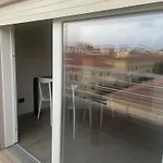Guillermo House
